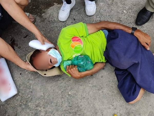TP.HCM: Phẫn nộ gã đàn ông tông xe làm người bán vé số tật nguyền chấn thương nặng rồi bỏ chạy