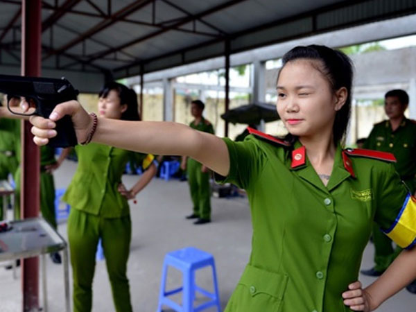 Nhiều trường có điểm chuẩn cao kỷ lục: 9 điểm/môn vẫn trượt đại học