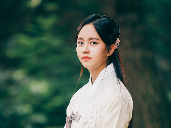 Kim So Hyun thay mỹ nhân Son Ye Jin đóng phim cổ trang, hoá ra NSX mang chị đẹp ra câu view?