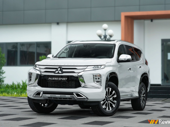 Mitsubishi Pajero Sport ra mắt, chốt giá 1,110 tỷ đồng