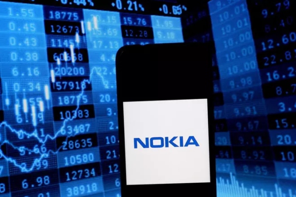 Microsoft nhiều khả năng mua Nokia thêm lần nữa