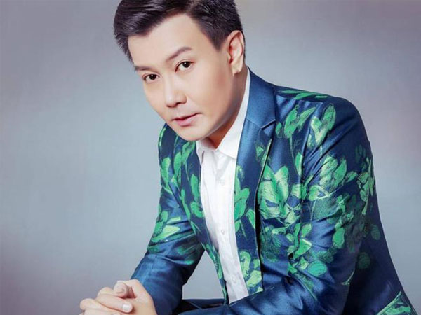 Ca sĩ Tuấn Phương qua đời ở tuổi 43 sau hơn 3 tháng chiến đấu với căn bệnh viêm màng não