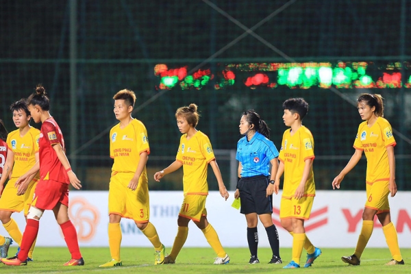 Phong Phú Hà Nam bị xử thua 0-3, HLV trưởng bị cấm 5 năm sau vụ bỏ dở trận đấu