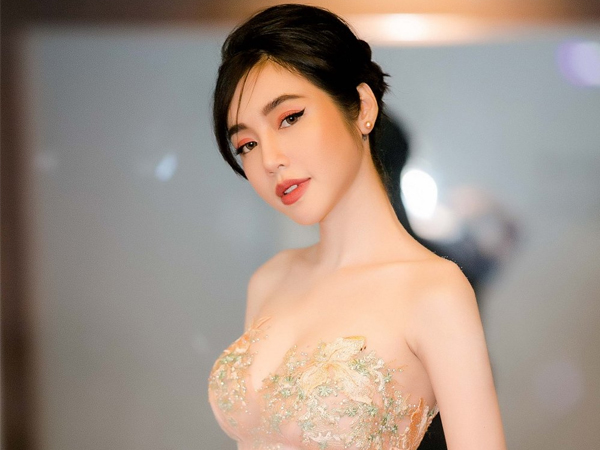 Elly Trần tiết lộ tình trạng tâm lý đáng lo ngại, ẩn ý về chuyện bị người khác hãm hại