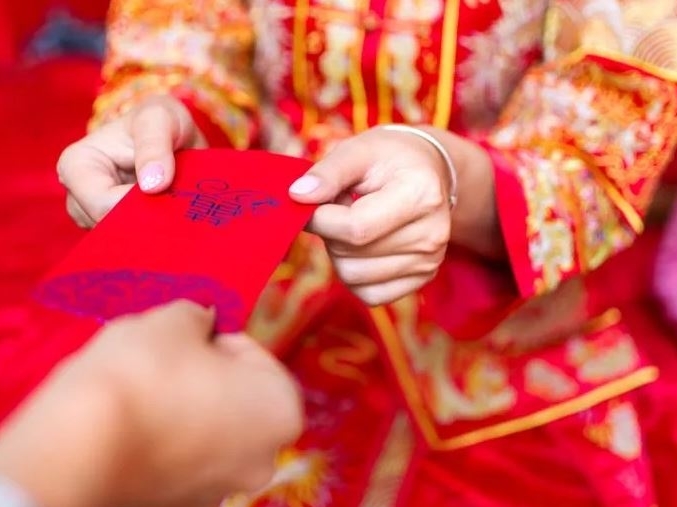 Người đàn ông Trung Quốc 'khánh kiệt' vì dự 23 đám cưới trong một tuần