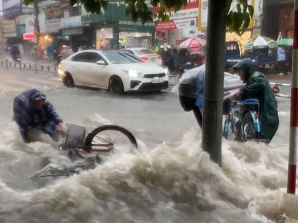 Cập nhật 9/10: 4 địa phương ra thông báo khẩn cho học sinh nghỉ học, có nơi nghỉ đến hết tuần