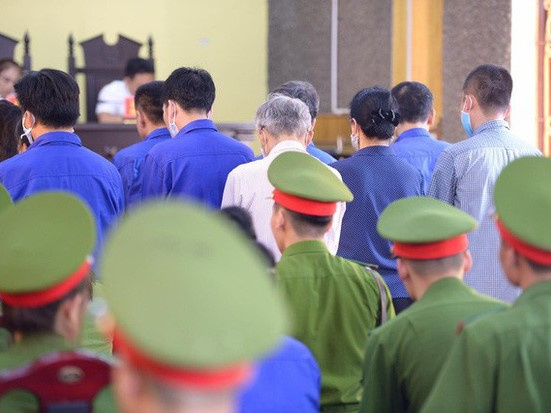 Gian lận thi cử ở Sơn La: Cựu thượng tá Công an kháng cáo kêu oan