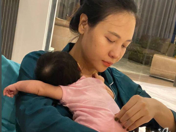 Đàm Thu Trang chán nản khi bị tắc tia sữa 5-6 lần 1 tuần, lần đầu biết cảm giác 'đau hơn đau đẻ'