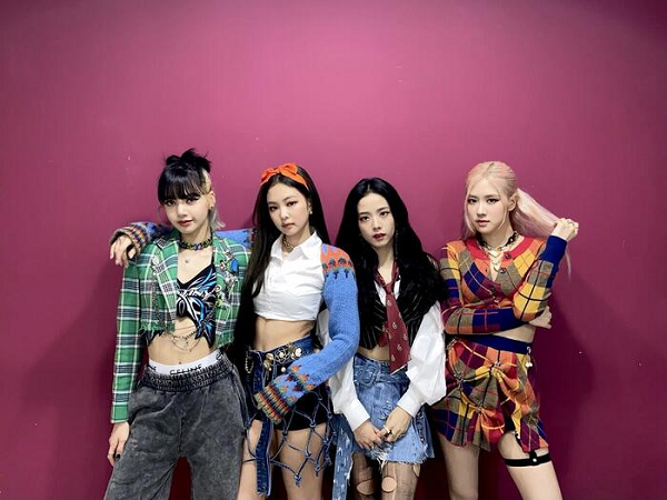 BlackPink trở thành nhóm nhạc Kpop đầu tiên chiếm lĩnh ngôi vị Á quân trên BXH Billboard 200