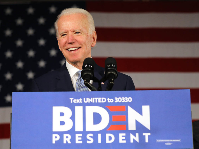 Tổng thống Trump chế giễu đối thủ Biden nói nhầm 'tranh cử vào Thượng viện'