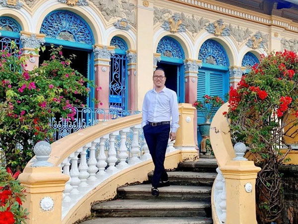 Xây xong nhà thờ Tổ nghiệp hơn 10 tỷ, Vượng Râu lại xây nhà thờ Họ hoành tráng: 'Tôi vay, đi diễn lại bù vào'