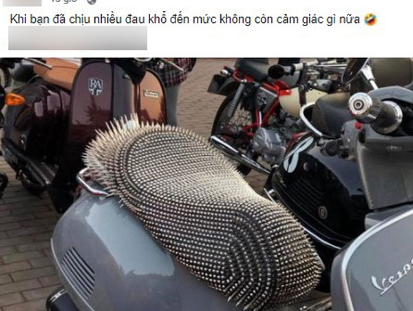 Yên xe máy chi chít đinh tán, nhìn thôi đã thấy đau, dân mạng liền kháo nhau: Chắc vòng 3 của khổ chủ bị mất cảm giác