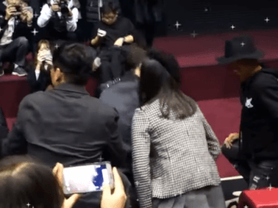 Khoảnh khắc Hyun Bin làm 'lá chắn' cho Yoona (SNSD) vì sợ 'lộ hàng' gây bão, nhưng vẫn bị so sánh không tình cảm như với Son Ye Jin