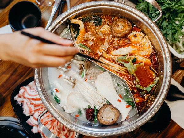 Mùa lạnh ăn lẩu rất ngon nhưng chuyên gia cảnh báo 3 đối tượng không nên ăn nhiều để tránh khiến bệnh tình trở nên trầm trọng hơn
