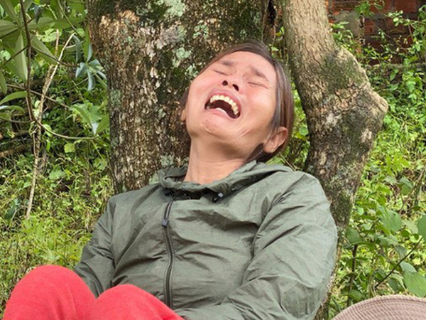 'Rùa ơi, con khoe là có quà cho mẹ, con đâu rồi…'