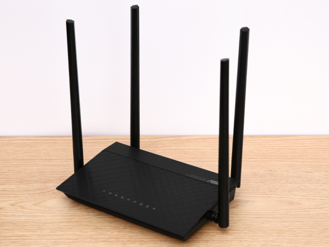 Cách ẩn luôn tên Wi-Fi để khỏi có ai 'dùng chùa' mạng internet của bạn
