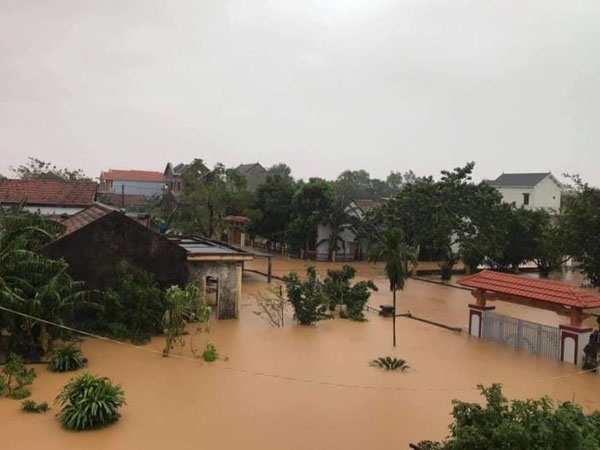 Hàng loạt hồ chứa ở miền Trung đang xả lũ