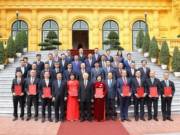 Tổng bí thư, Chủ tịch nước trao quyết định bổ nhiệm 9 đại sứ mới