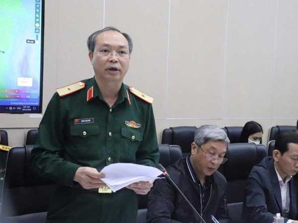 Quân đội huy động máy bay, gần 700.000 người ứng phó bão số 8