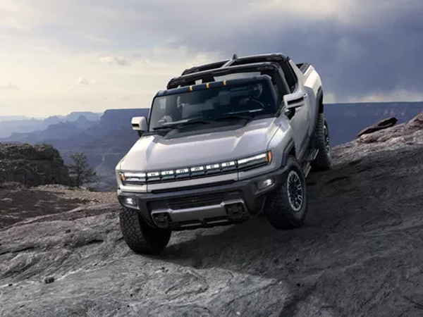Hummer chính thức trở lại: Kiểu dáng bán tải, động cơ 1.000 mã lực, sạc nhanh như điện thoại