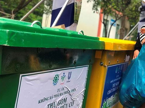 Người dân không phân loại rác sinh hoạt sẽ bị từ chối thu gom