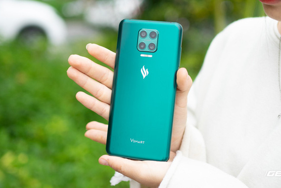 Chi tiết Vsmart Aris Pro: Smartphone Việt đầu tiên có camera ẩn dưới màn hình, giá 10 triệu