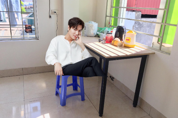 Dân tình hú hét khi thấy Lee Min Ho bỗng xuất hiện ở Việt Nam rồi cho thuê phòng, sự thật là gì?