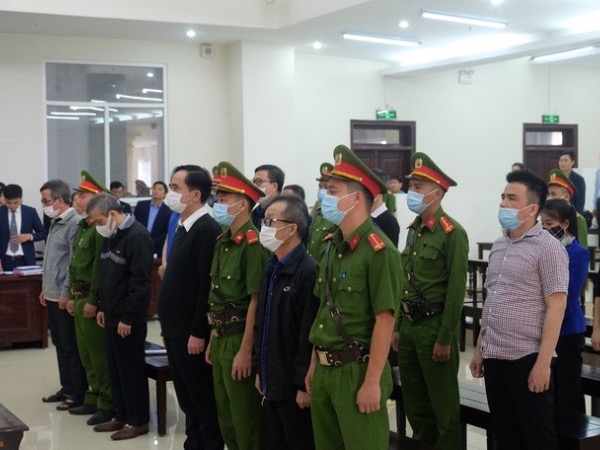 Hai nguyên phó tổng giám đốc BIDV nói bị gây sức ép