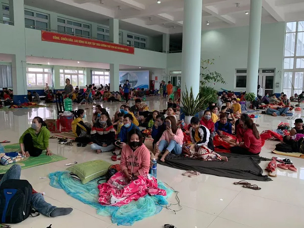 Phó thủ tướng Trịnh Đình Dũng: Bà con yên tâm tránh bão, công an có trách nhiệm bảo vệ tài sản cho dân