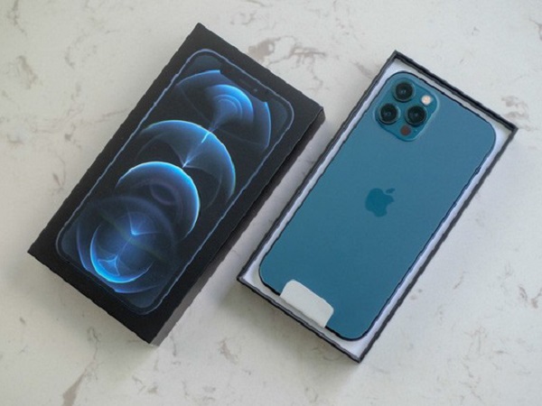 Giá iPhone 12 giảm mạnh so với ngày đầu về Việt Nam