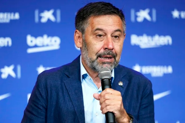 Chủ tịch Barca: 'Gia đình tôi bị xúc phạm và đe dọa'