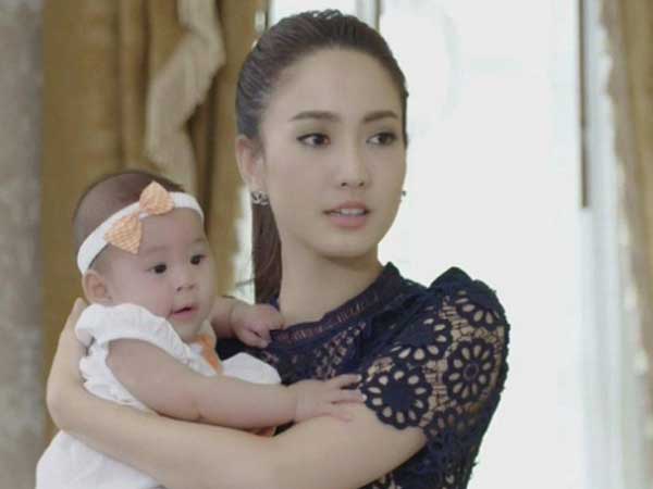 Mẹ chồng đề xuất bà ngoại lên mà trông cháu, nàng dâu vâng lời nhưng khiến bà nội méo mặt vì mất 7 triệu cuối tháng