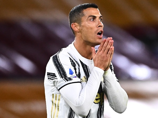 Ronaldo chính thức lỡ hẹn với Messi do chưa khỏi Covid-19
