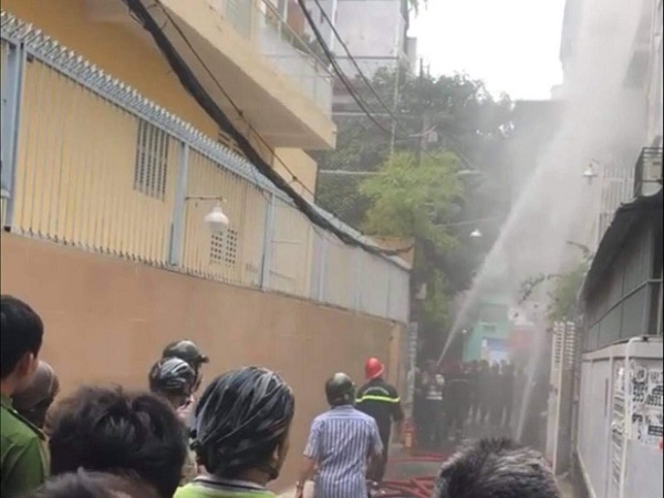Vụ cháy nhà trong hẻm ở Sài Gòn khiến 1 người phụ nữ tử vong: Điều tra nghi án giết người rồi đốt xác phi tang