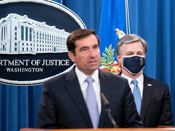FBI bắt 8 người với cáo buộc tham gia 'chiến dịch săn cáo' của Trung Quốc
