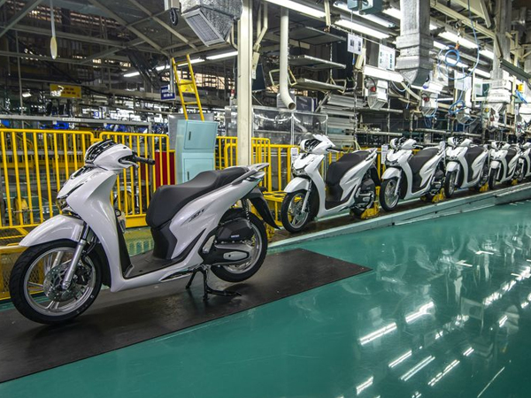 Honda xuất xưởng chiếc xe máy thứ 30 triệu sau 24 năm có mặt tại Việt Nam