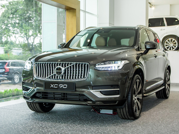 ‘Trùm cuối’ Volvo XC90 T8 chào Việt Nam: Mạnh nhất phân khúc, giá gần 4,6 tỷ đồng