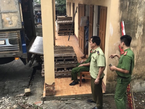 Tổng cục Hải quan yêu cầu làm rõ thông tin 13 tấn nguyên liệu thuốc đông y nghi nhập lậu từ Trung Quốc
