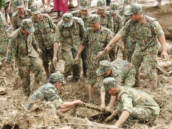 14 người mất tích ở Trà Leng: Đào xới hết khu sạt lở nhưng không tìm thấy ai