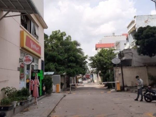 Truy bắt đối tượng đâm gục 3 bảo vệ chung cư