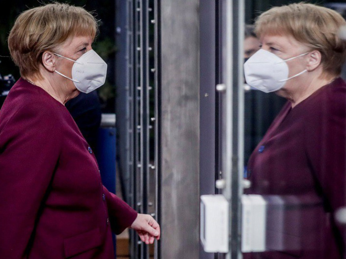 Vì COVID-19, đến năm sau Đức mới biết ai kế nhiệm bà Merkel