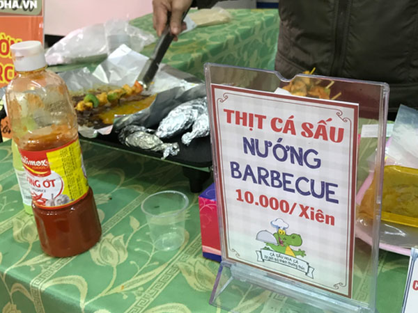 Tiết lộ bất ngờ phía sau xiên thịt 'sát thủ đầm lầy' giá 10.000 đồng