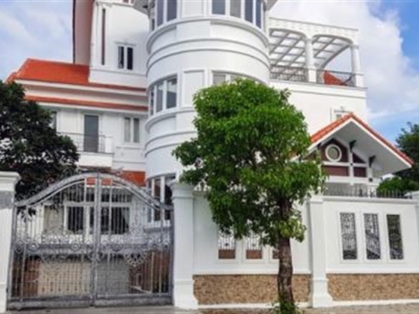 Nguyên Bí thư TP.Nha Trang bị chém: Buổi sáng bất thường