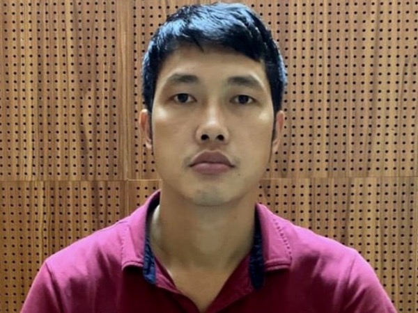 Dẫn giải lái xe tông cụ bà hơn 70 tuổi tử vong từ Yên Bái về Hà Nội