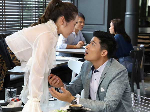 Bị vợ đâm đơn ly hôn vì 4 năm chung sống đều gửi tiền cho mẹ, người chồng về quê thì 'chết lặng' với cảnh tượng và lời tuyên bố thản nhiên