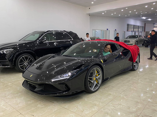 Ferrari F8 Tributo thứ hai về Việt Nam, lập tức có chủ, chiếc của Nguyễn Quốc Cường không còn là ‘hàng độc’