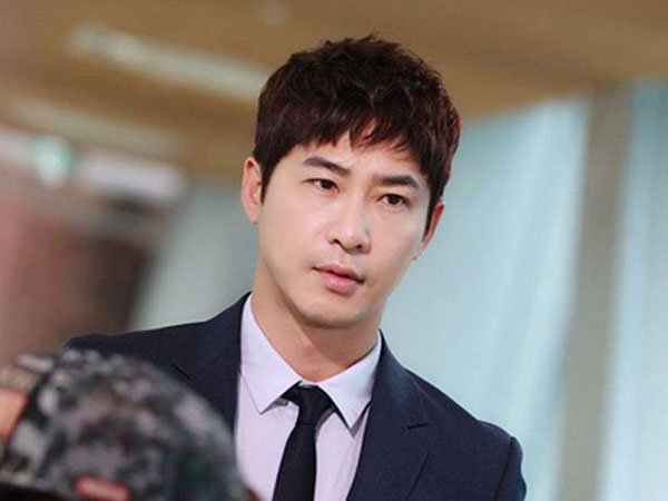 Dù có bằng chứng bị gài bẫy, nam tài tử 'Coffee House' Kang Ji Hwan vẫn bị tuyên án tù vì tội hiếp dâm tập thể