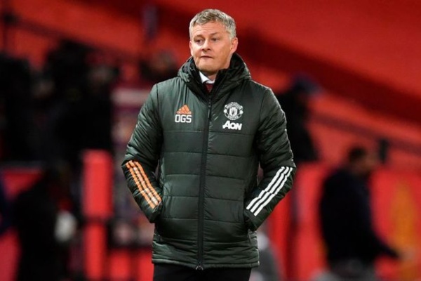 Để thua Basaksehir, HLV Solskjaer giải thích do cầu thủ MU quên phòng ngự