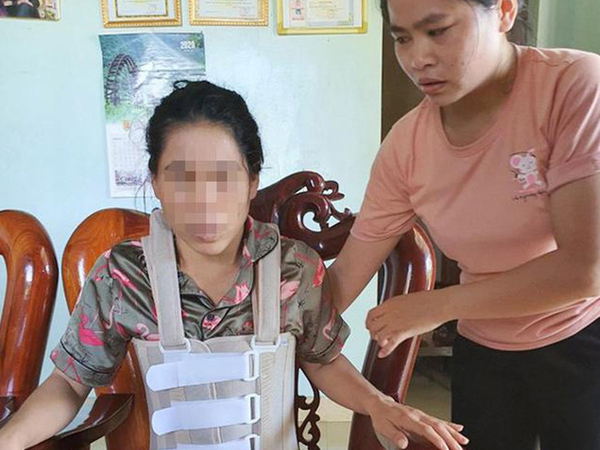 Khởi tố người đàn ông bạo hành vợ suốt 11 năm gây thương tật nặng chỉ vì không có con