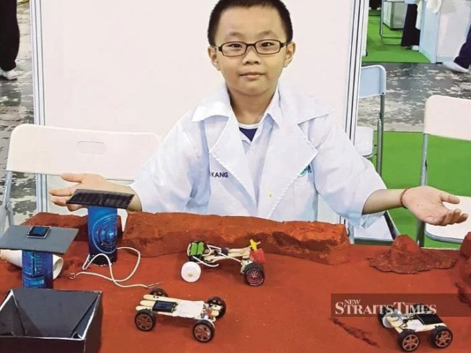 Cậu bé 9 tuổi khiến NASA chấn động